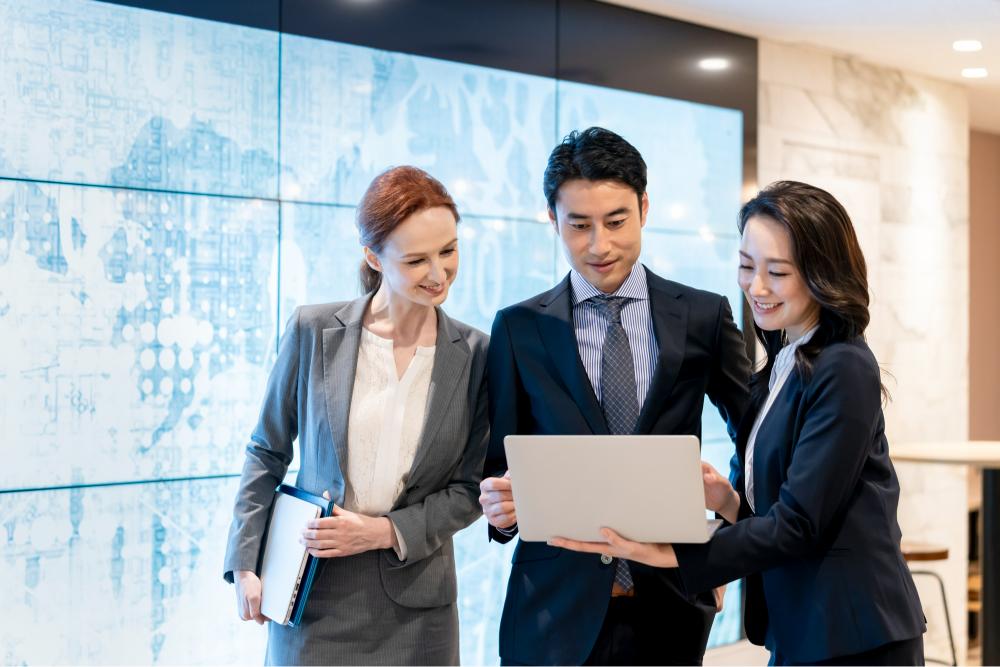 グローバル企業で働く人たち