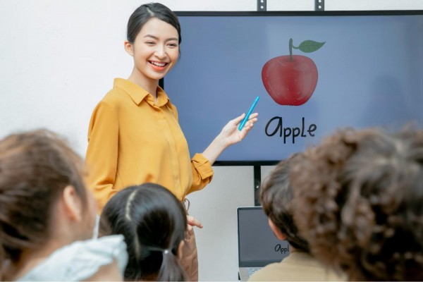 英語発音における「リダクション」とは？法則やリンキングとの違いを紹介サムネイル